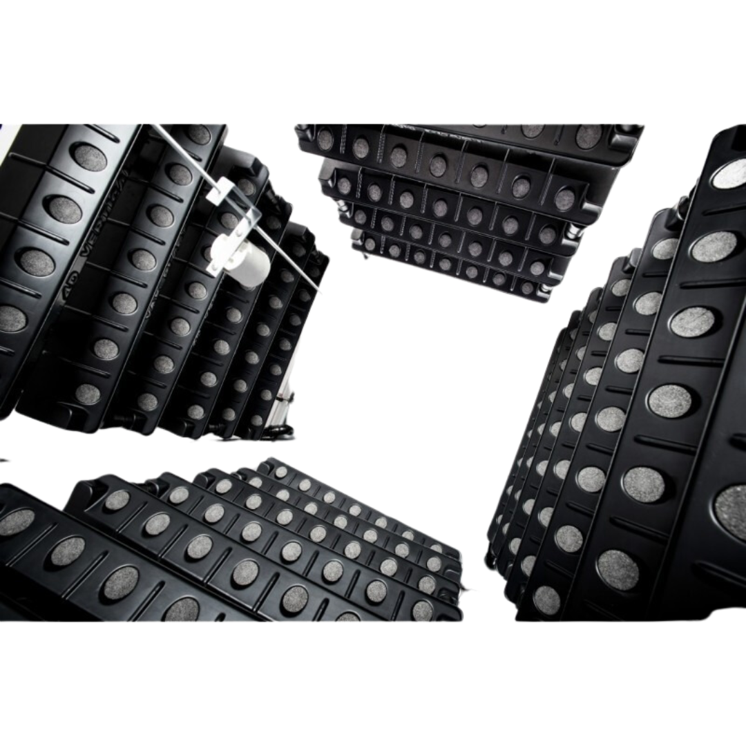 VERTICAL-HYDROPONIC-SYSTEM-–-FOUR-WALLS-LARGE-–-4SV.png